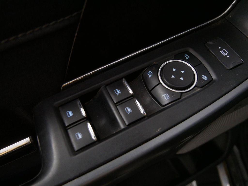 used 2021 Ford F-150 car, priced at $30,500