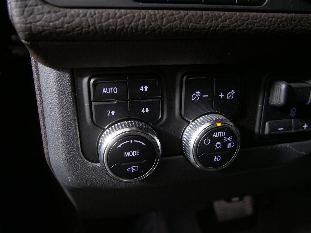 used 2021 GMC Yukon XL car, priced at $36,072