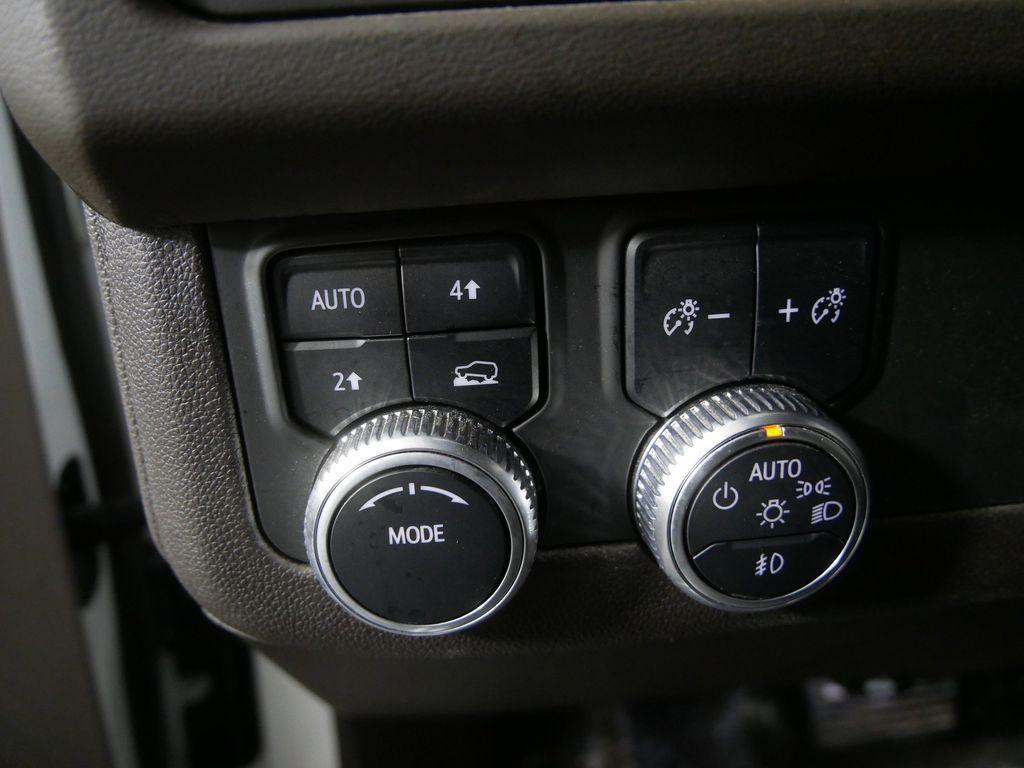 used 2022 GMC Yukon car, priced at $46,776