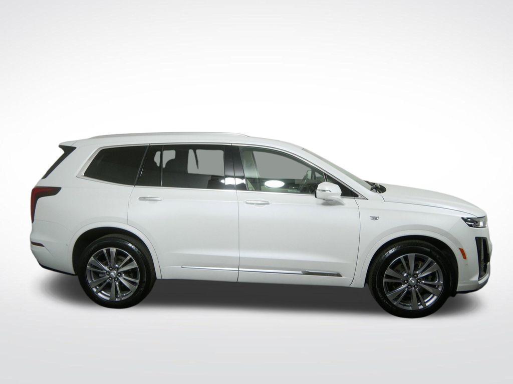 used 2024 Cadillac XT6 car, priced at $45,070