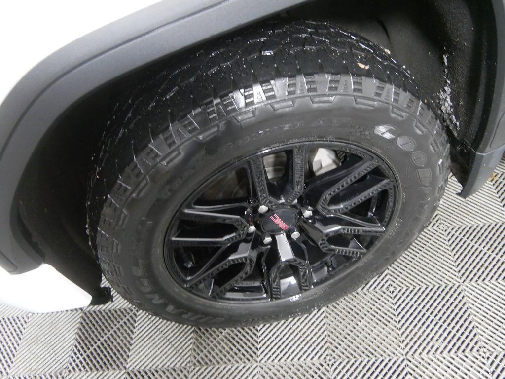 used 2022 GMC Sierra 1500 Limited car, priced at $35,420