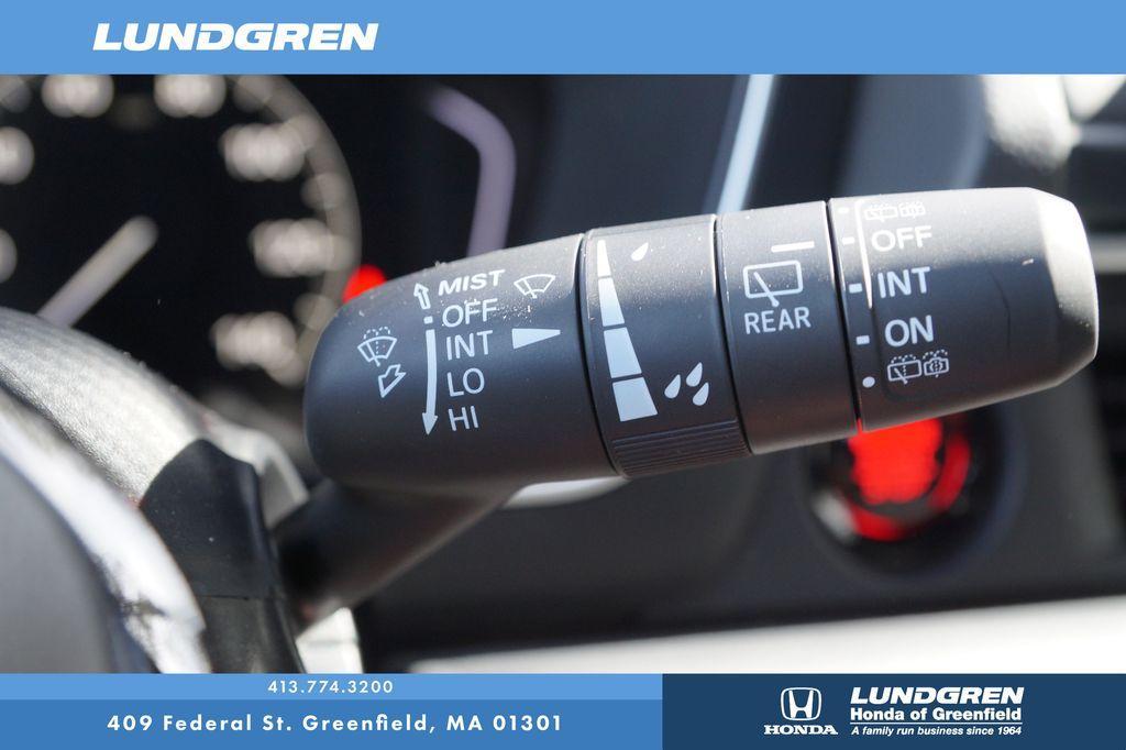 new 2025 Honda Pilot car, priced at $44,250
