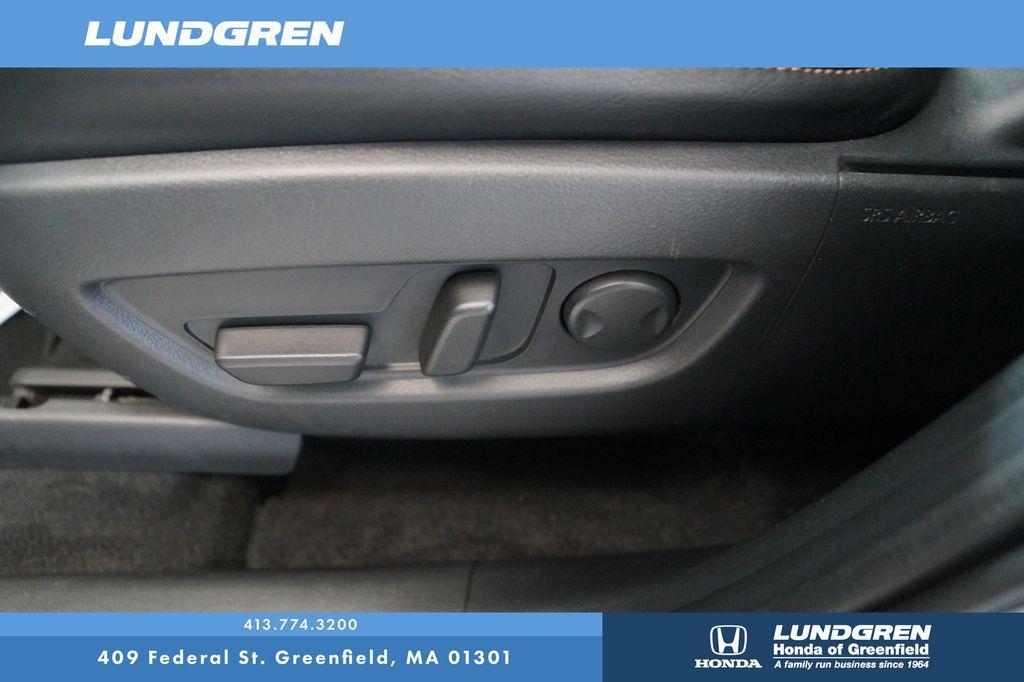 used 2025 Mazda CX-90 car, priced at $30,658