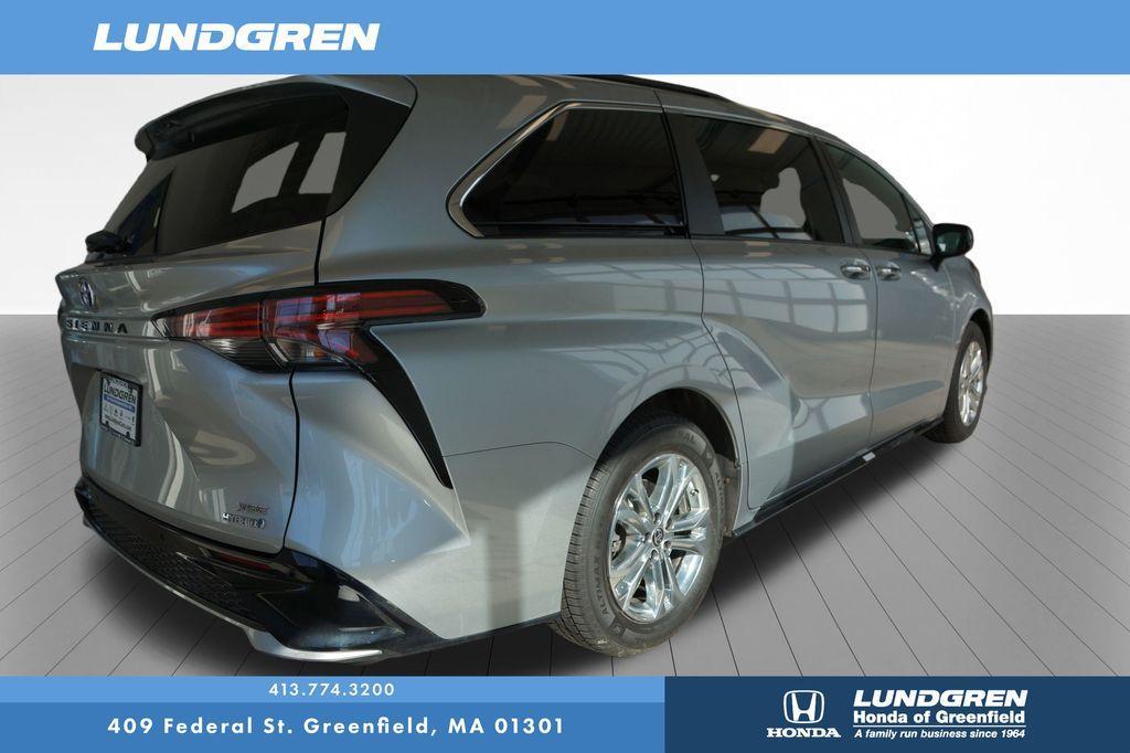 used 2022 Toyota Sienna car, priced at $38,998