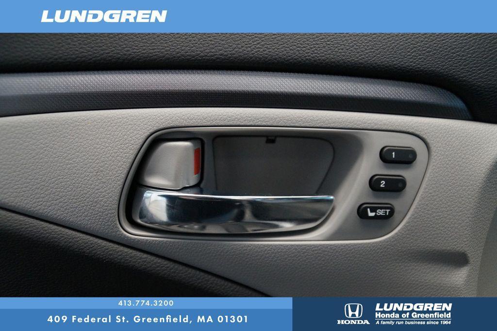 used 2025 Honda Ridgeline car, priced at $38,737