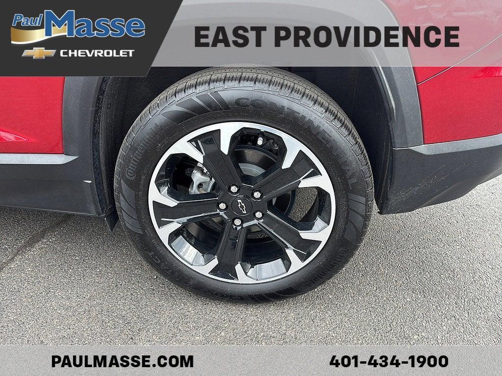 used 2025 Chevrolet Equinox car, priced at $28,387
