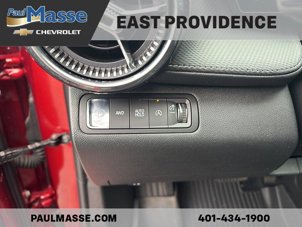 used 2025 Chevrolet Equinox car, priced at $28,387