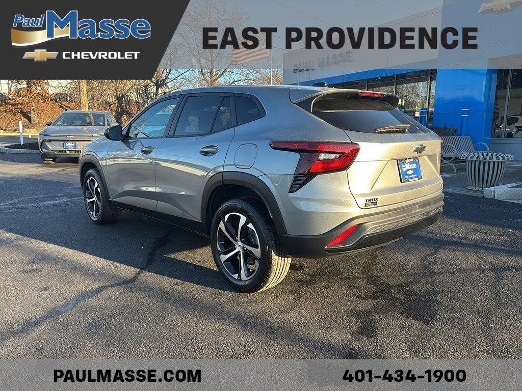 used 2024 Chevrolet Trax car, priced at $20,988