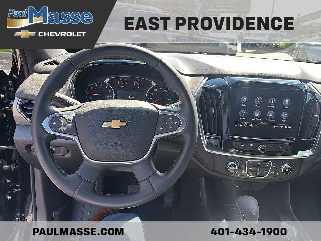 used 2023 Chevrolet Traverse car, priced at $28,387