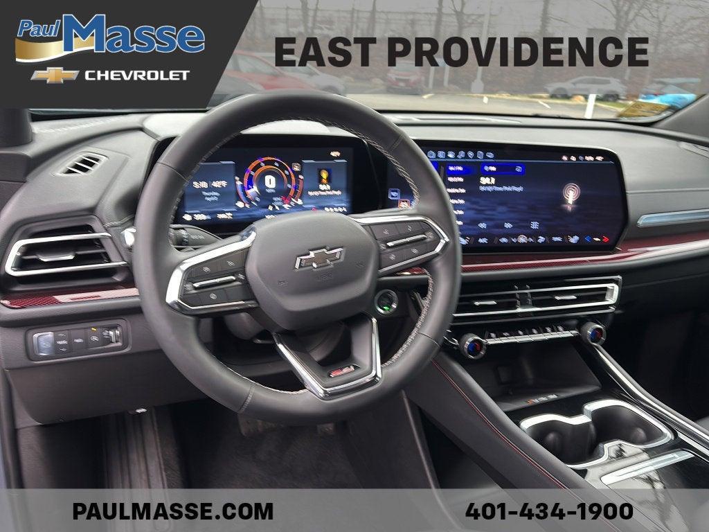 used 2025 Chevrolet Traverse car, priced at $45,387