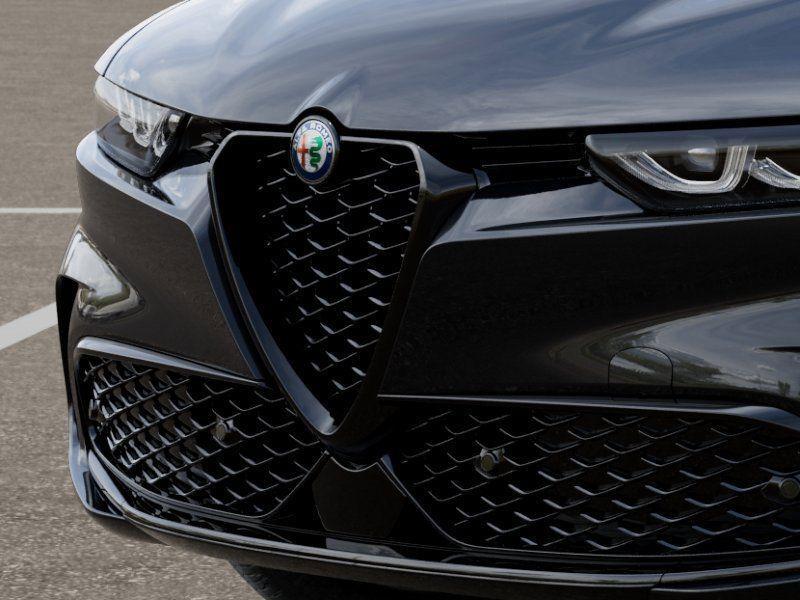 new 2025 Alfa Romeo Tonale car, priced at $43,725