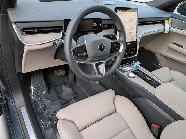 new 2025 Volvo EX90 car, priced at $67,597