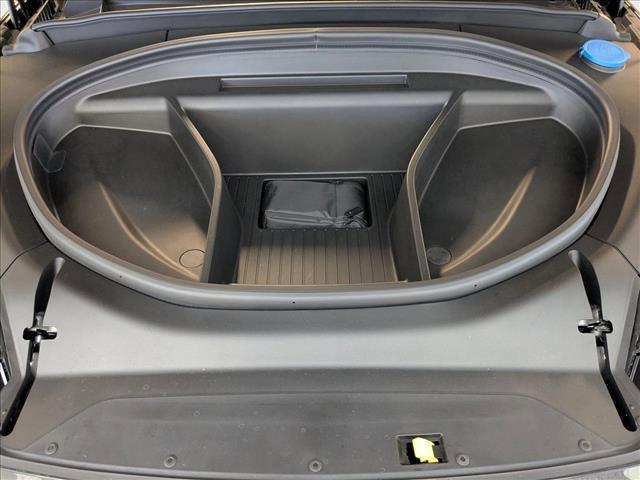 new 2025 Volvo EX90 car, priced at $77,597