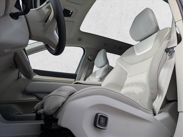 new 2025 Volvo EX90 car, priced at $79,697