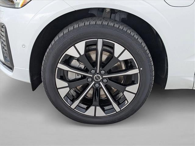 new 2026 Volvo XC60 Plug-In Hybrid car, priced at $69,095