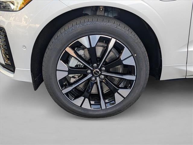 new 2026 Volvo XC60 Plug-In Hybrid car, priced at $63,905