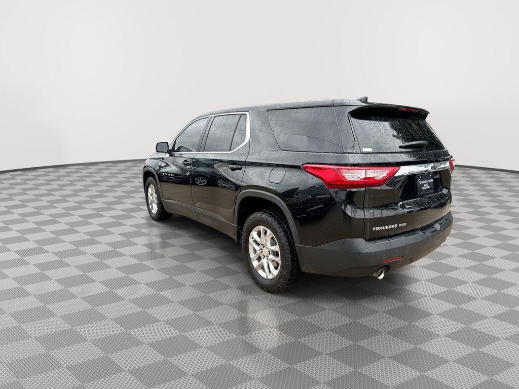 used 2021 Chevrolet Traverse car, priced at $20,098