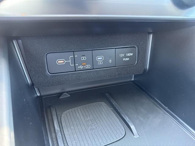 new 2025 Hyundai Sonata Hybrid car, priced at $27,584