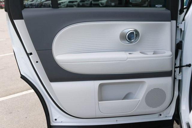 new 2026 Hyundai IONIQ 9 car, priced at $59,135