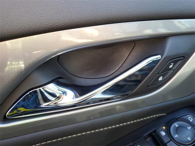 used 2023 Chevrolet Traverse car, priced at $32,789