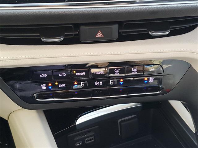 used 2023 Buick Envision car, priced at $31,843