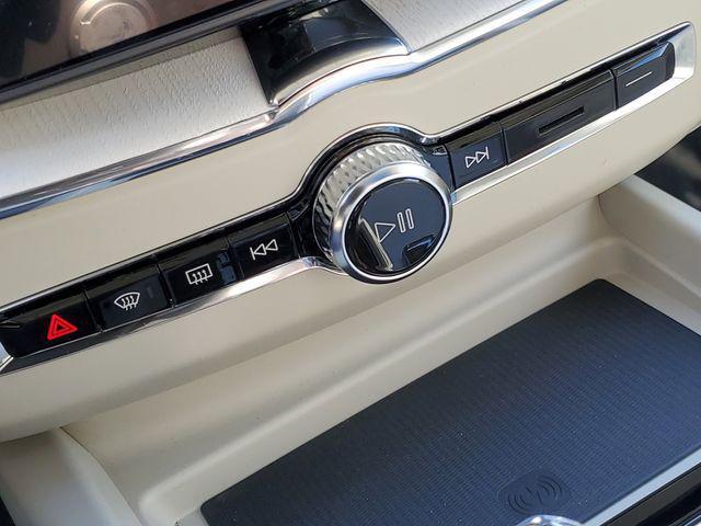 new 2026 Volvo XC60 Plug-In Hybrid car, priced at $75,235