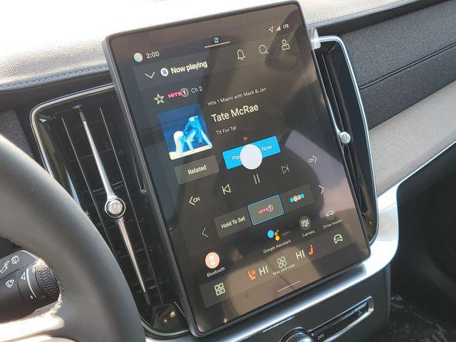 new 2026 Volvo XC90 car, priced at $71,825