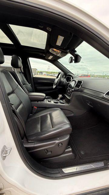 used 2019 Jeep Grand Cherokee car, priced at $17,480