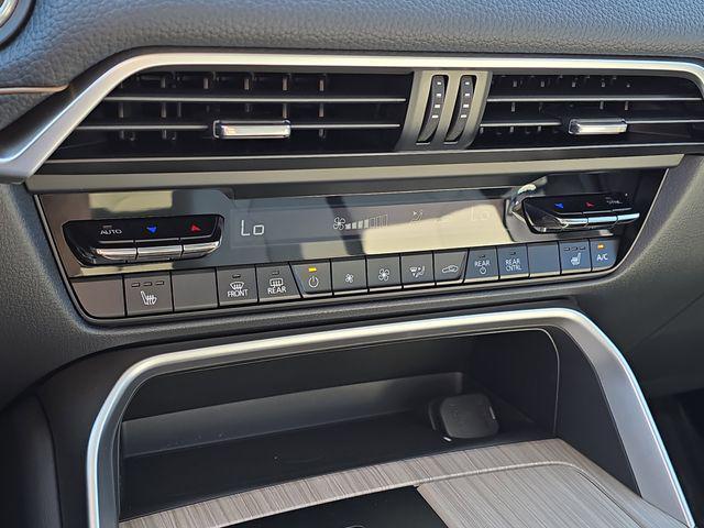 new 2025 Mazda CX-70 PHEV car, priced at $54,378