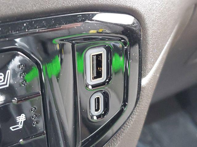 new 2026 GMC Sierra 1500 car, priced at $58,280