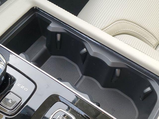 new 2026 Volvo XC90 Plug-In Hybrid car, priced at $85,625