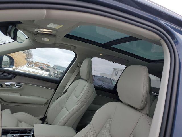 new 2026 Volvo XC90 car, priced at $75,155