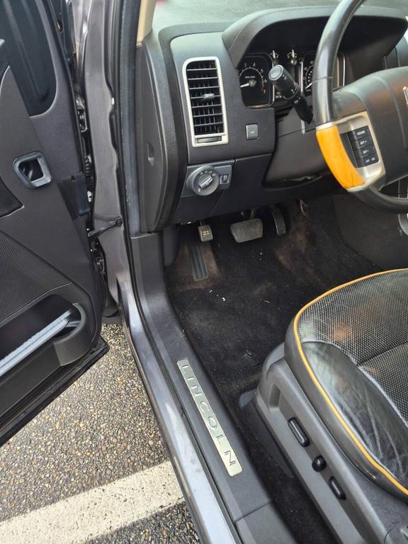used 2010 Lincoln MKX car, priced at $3,995
