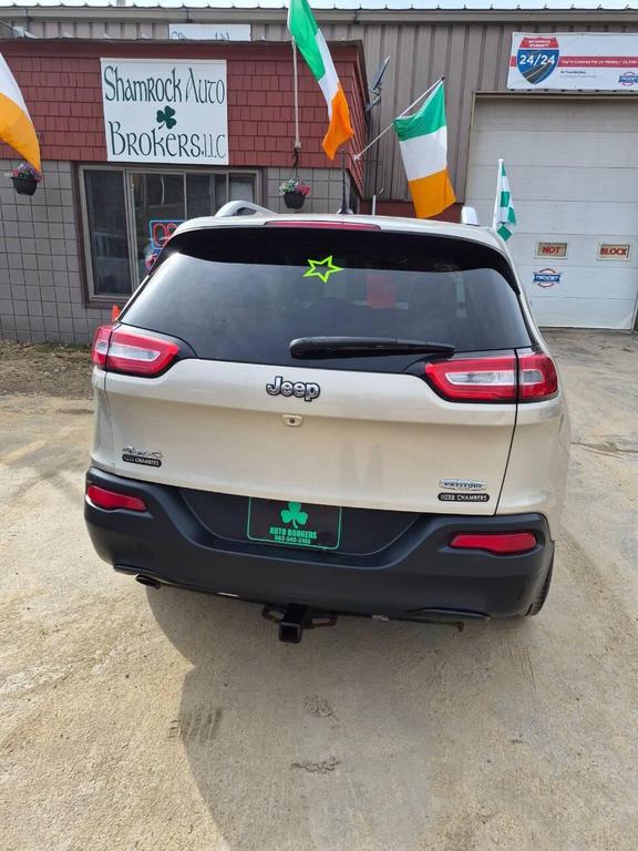 used 2015 Jeep Cherokee car, priced at $5,995