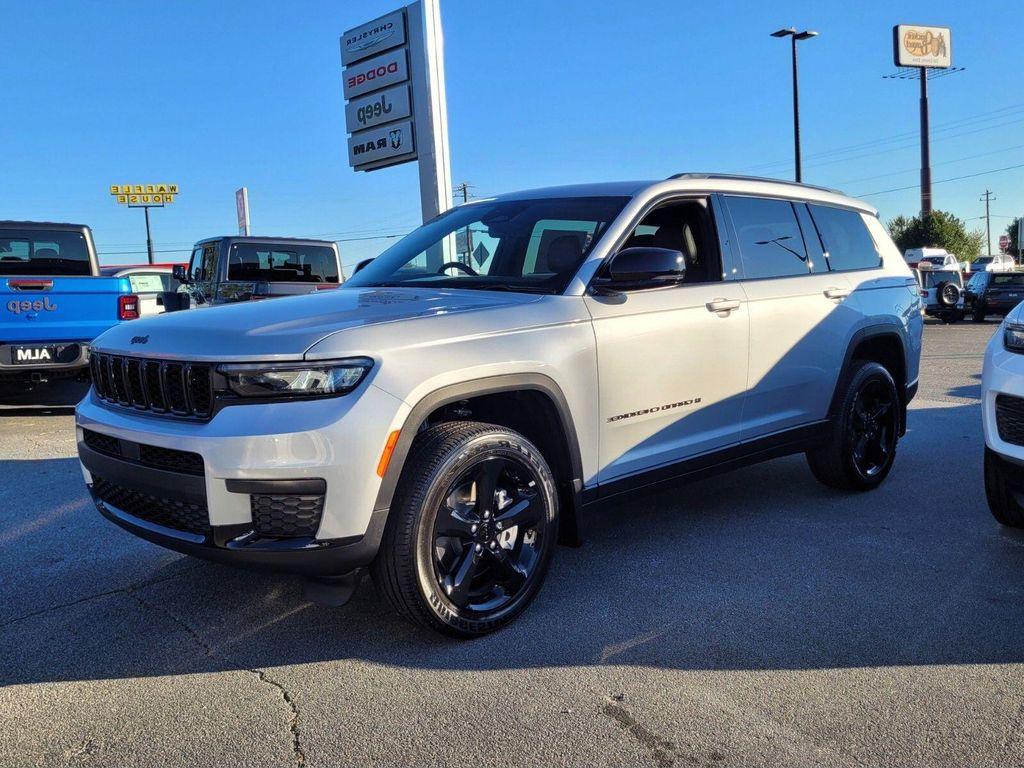 new 2025 Jeep Grand Cherokee L car, priced at $36,300