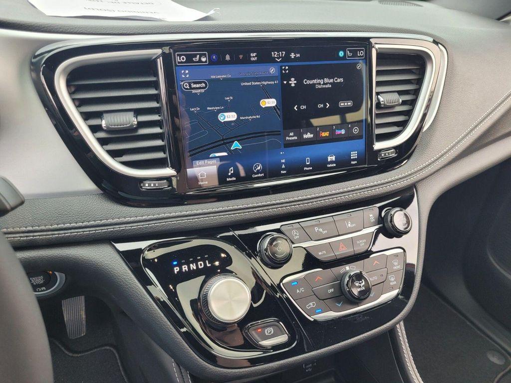 new 2026 Chrysler Pacifica car, priced at $46,727