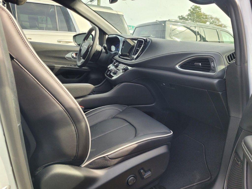 new 2026 Chrysler Pacifica car, priced at $50,620