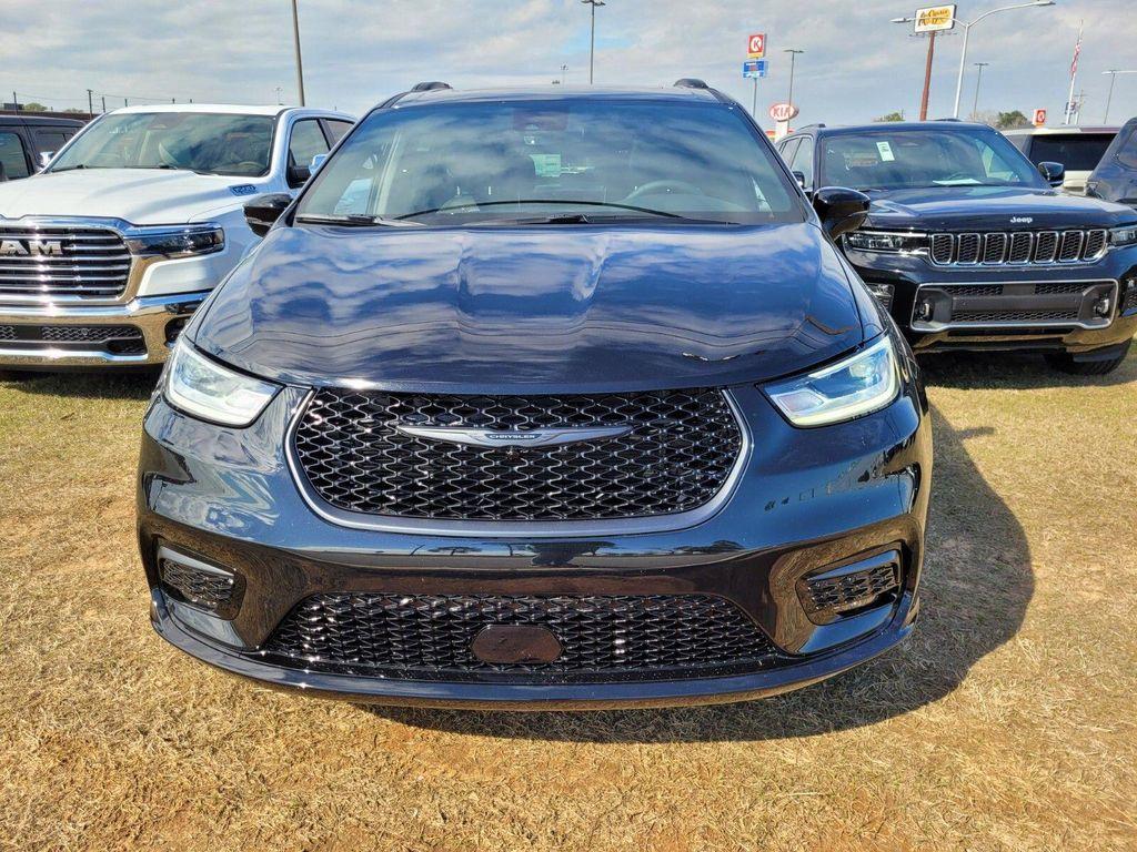 new 2026 Chrysler Pacifica car, priced at $50,350