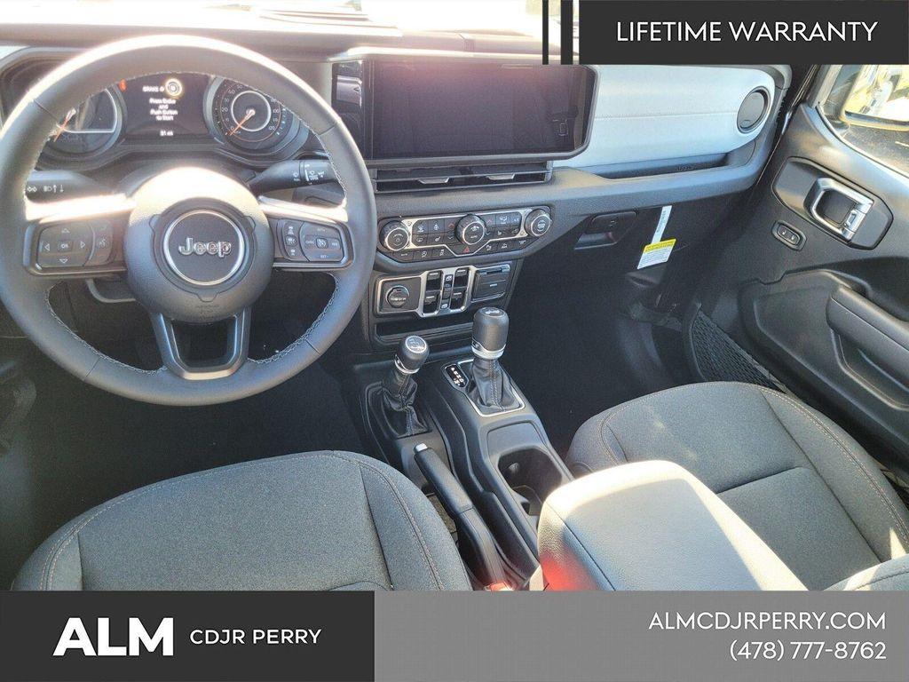 new 2026 Jeep Wrangler car, priced at $46,219