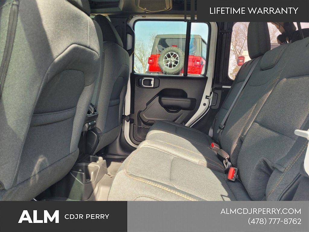 new 2026 Jeep Wrangler car, priced at $41,219