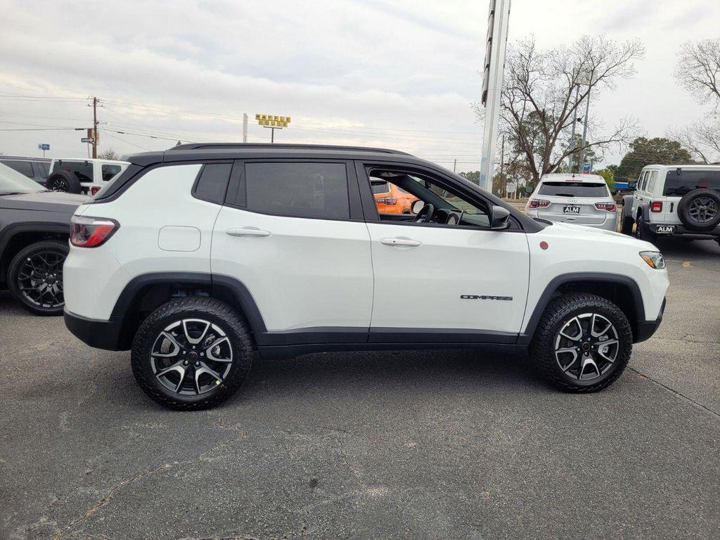 new 2026 Jeep Compass car, priced at $32,990