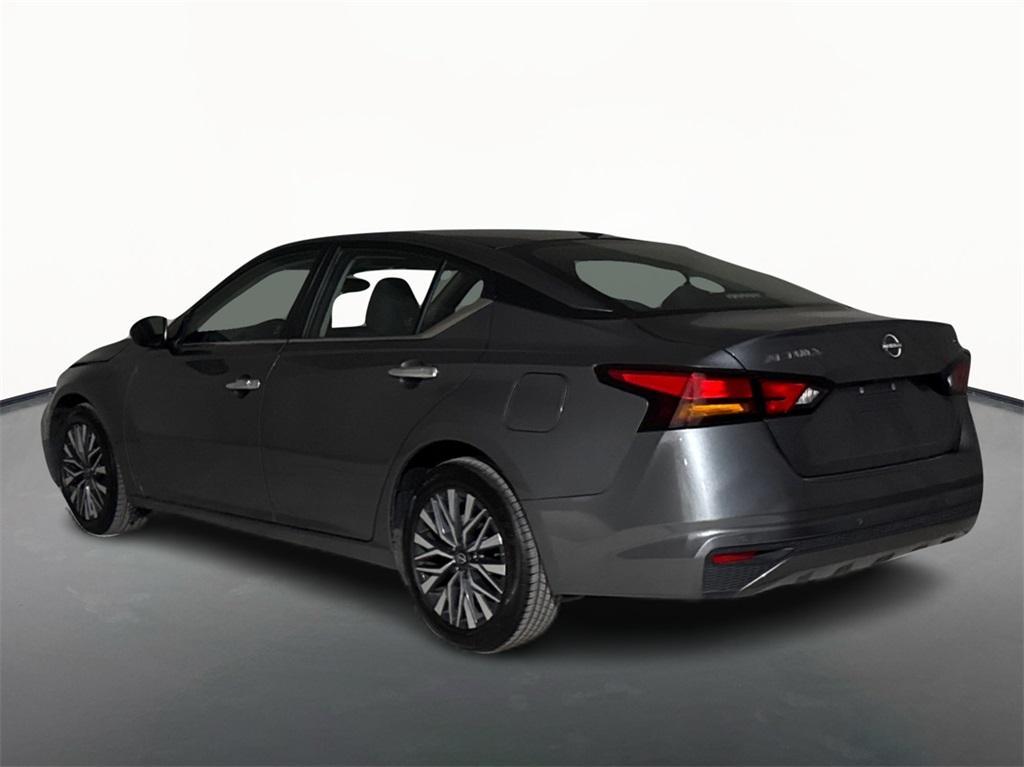 used 2023 Nissan Altima car, priced at $16,491
