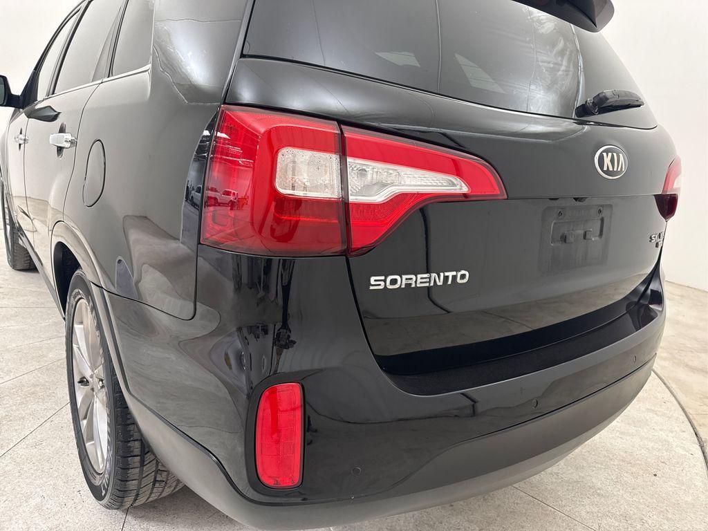 used 2014 Kia Sorento car, priced at $10,491