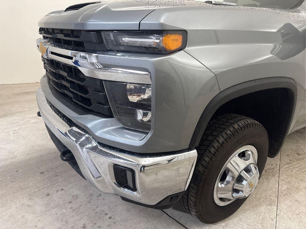used 2025 Chevrolet Silverado 3500 car, priced at $49,791