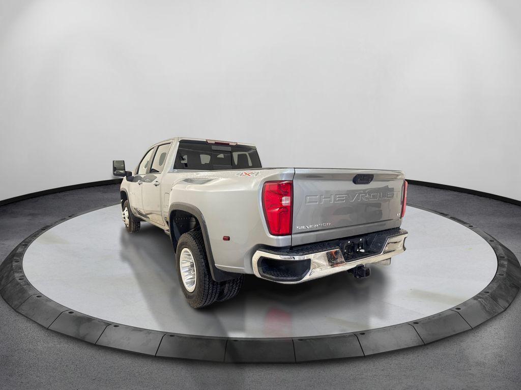 used 2025 Chevrolet Silverado 3500 car, priced at $49,791