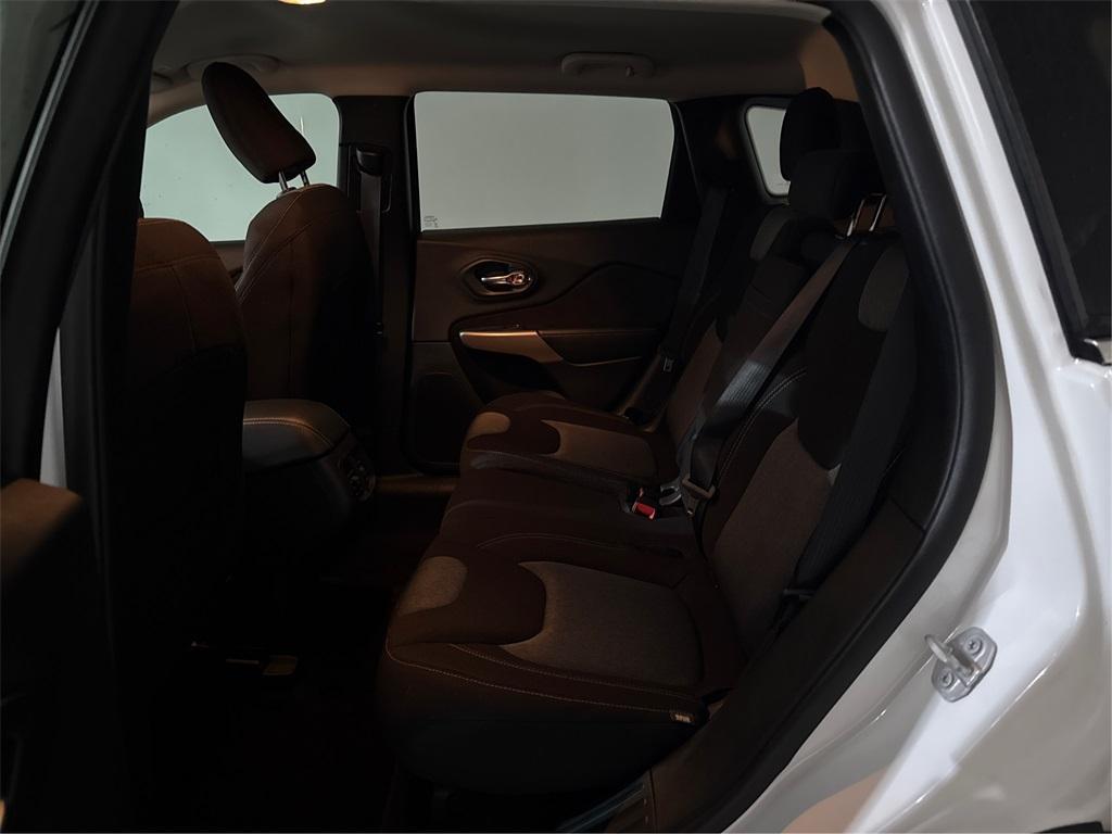 used 2018 Jeep Cherokee car, priced at $11,791