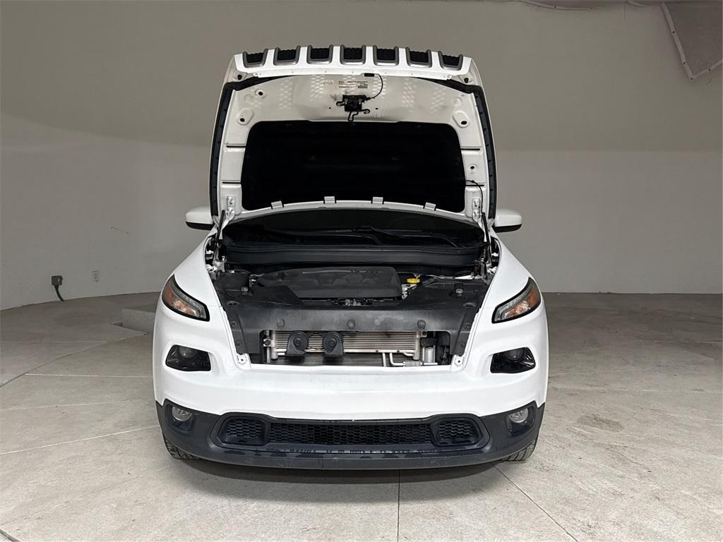 used 2018 Jeep Cherokee car, priced at $11,791