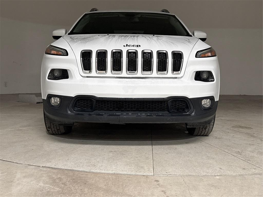 used 2018 Jeep Cherokee car, priced at $11,791