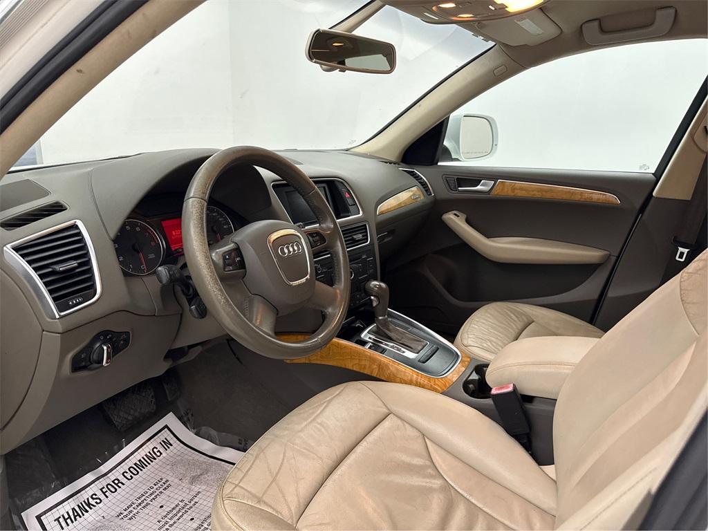 used 2009 Audi Q5 car, priced at $6,491