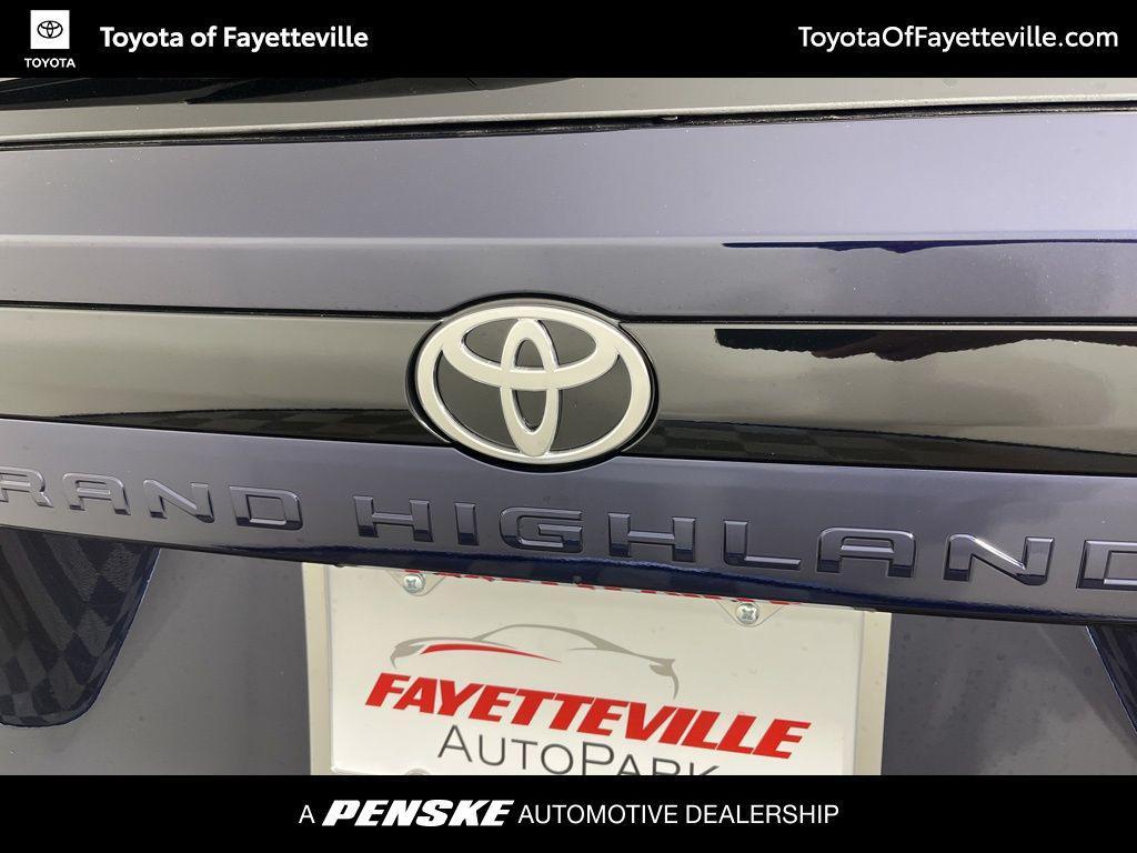 new 2026 Toyota Grand Highlander Hybrid car, priced at $65,167
